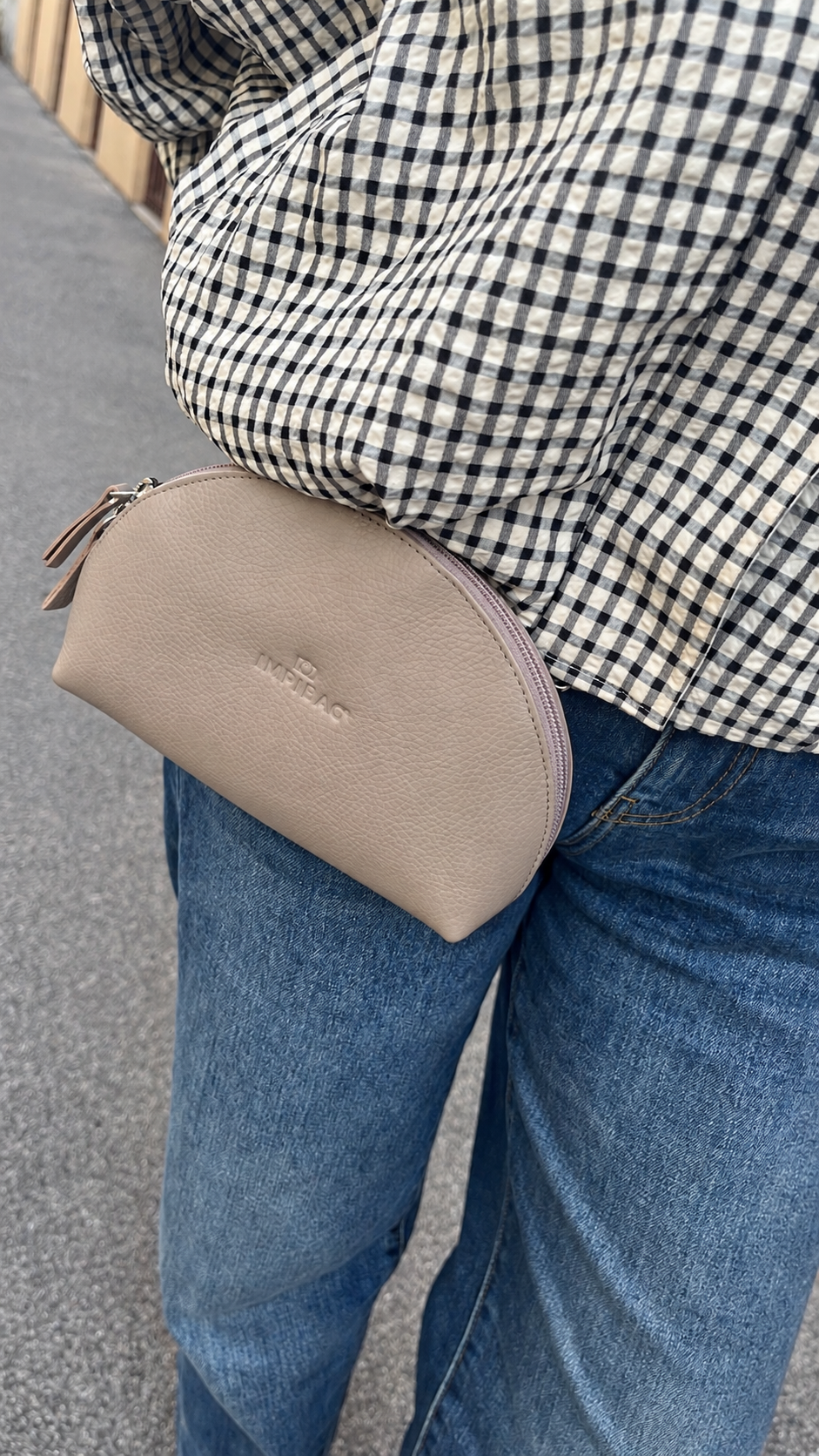 Taupe MOONBAG