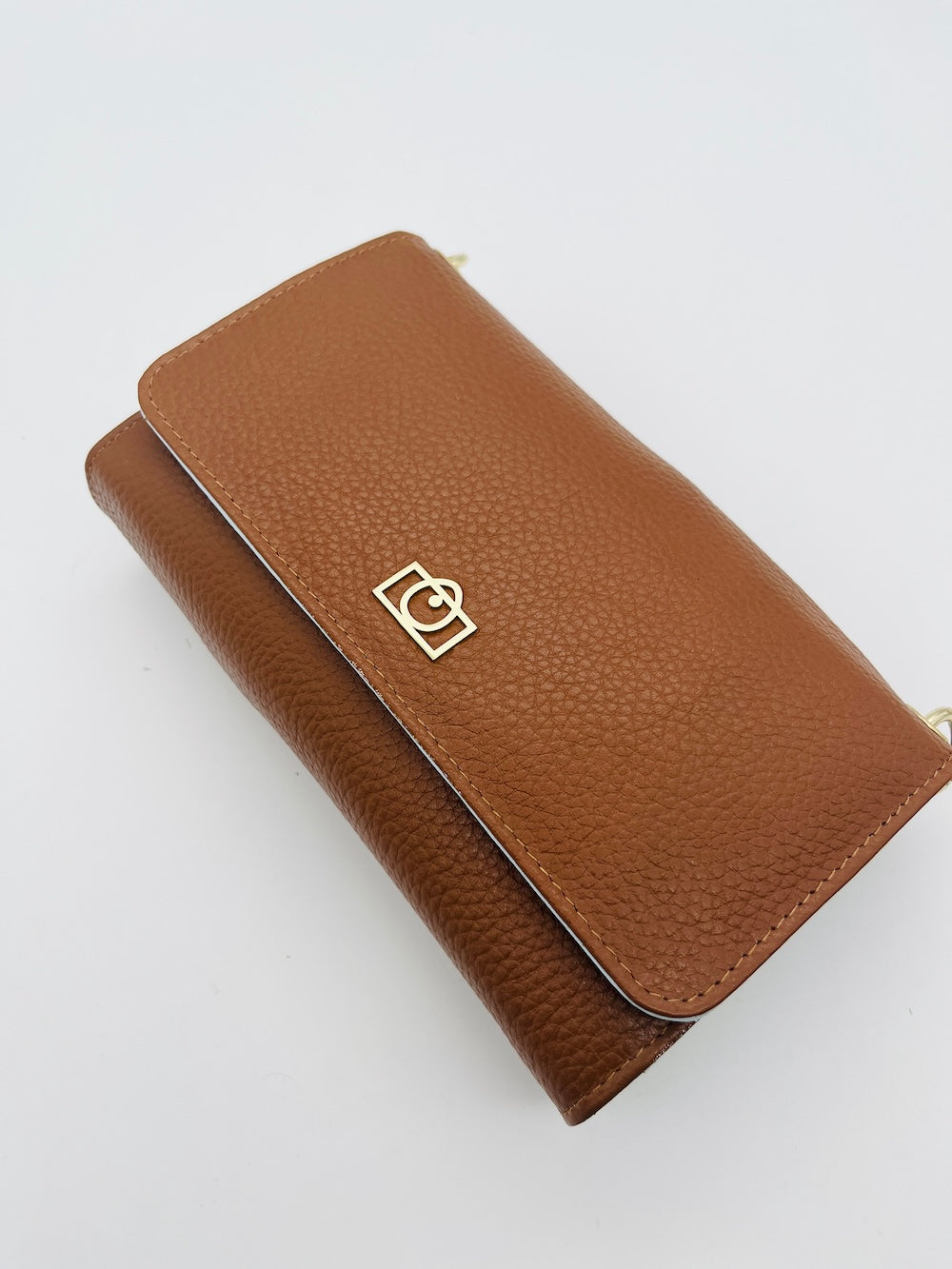 Cognac Ice Travel Lucy