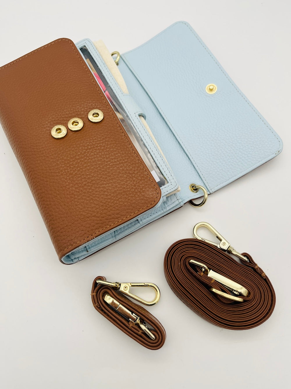 Cognac Ice Travel Lucy