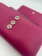 Magenta Travel Livia
