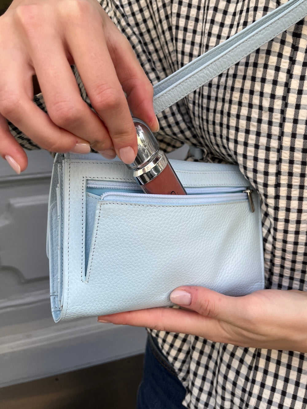 Icy-Blau CLASSIC