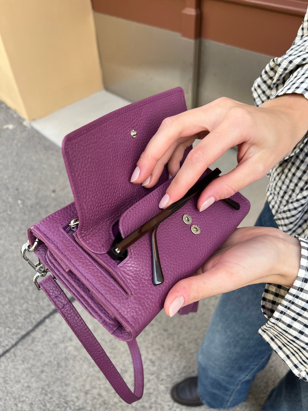 Berry TRAVEL