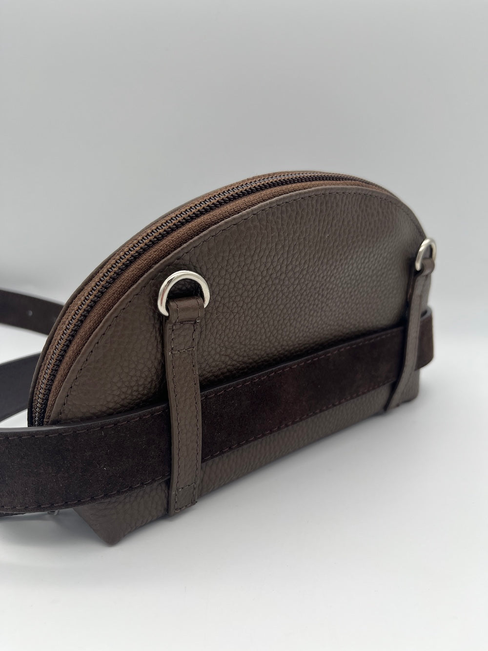 Mocha MOONBAG